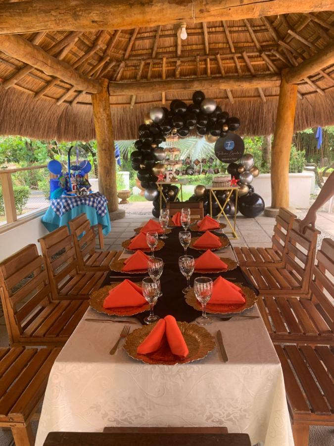 Hotel Y Restaurante Meson Del Gitano Caucasia エクステリア 写真